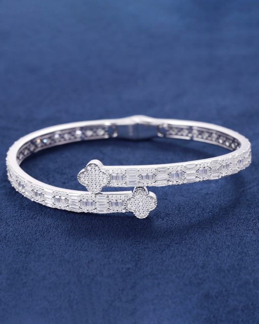 CLOVER BANGLE - Image 3