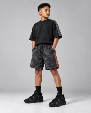 Black & Charcoal Kids’ Oversized Tee & Camo Utility Shorts Set – Urban Streetwear Outfit