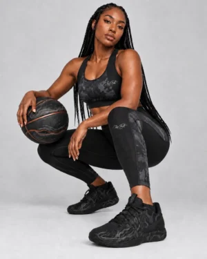 Black Camo Activewear Set – Women’s Performance Sports Bra & High-Waisted Leggings